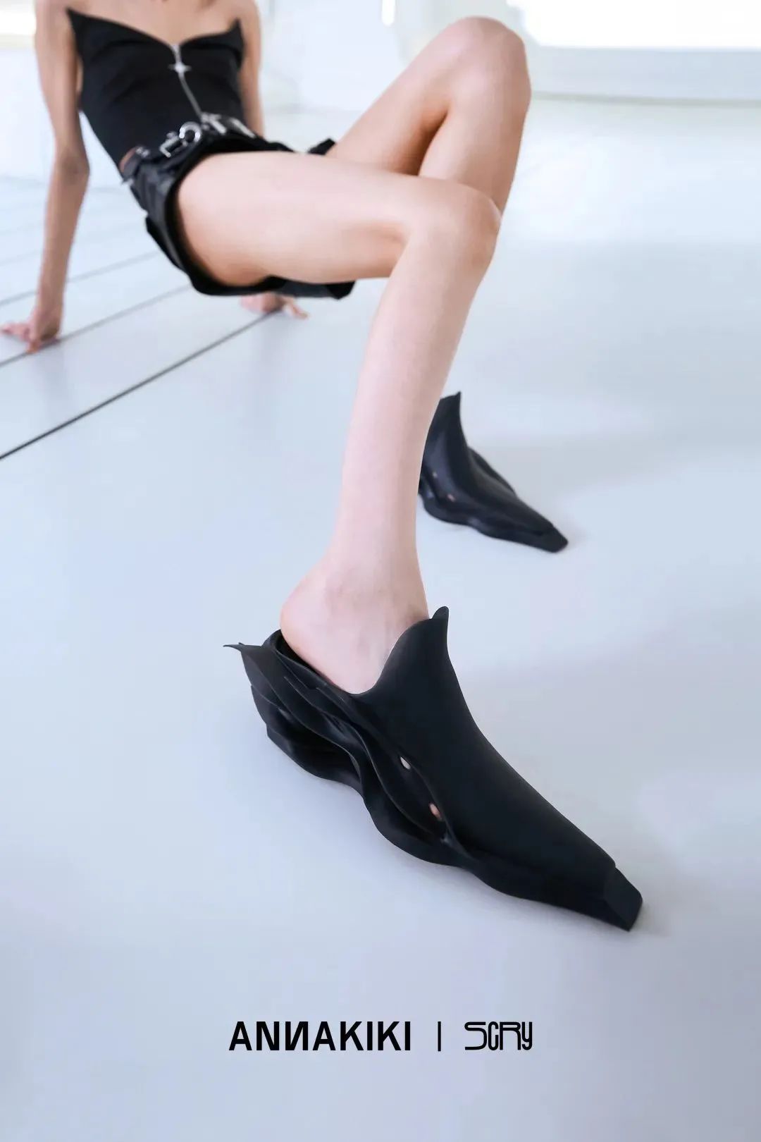 3D打印鞋業(yè)拐點將至！“博理 x SCRY”登陸米蘭國際時裝周 25