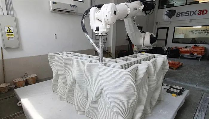庫卡、ABB等12家機械臂3D打印解決方案 圖片